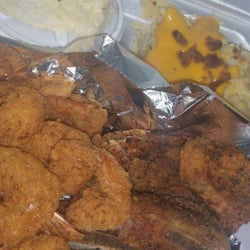 Houston Live Foodtruck - Fried Shrimp/Rib dinner w/Cheese Potatoes &Roll