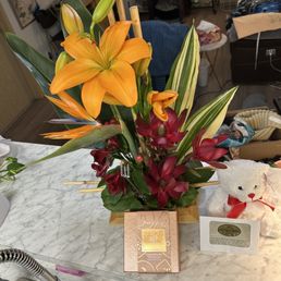 Tropical arrangement!