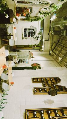 Mamma Khouri's by null