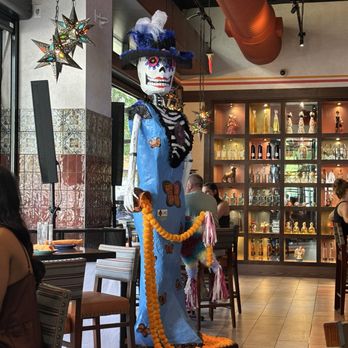 Dos Caminos - Mexican Near Me - Charlotte, North Carolina