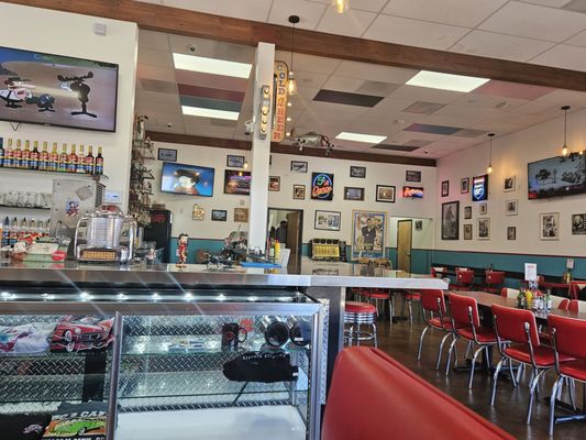 60's Cafe & Diner by null