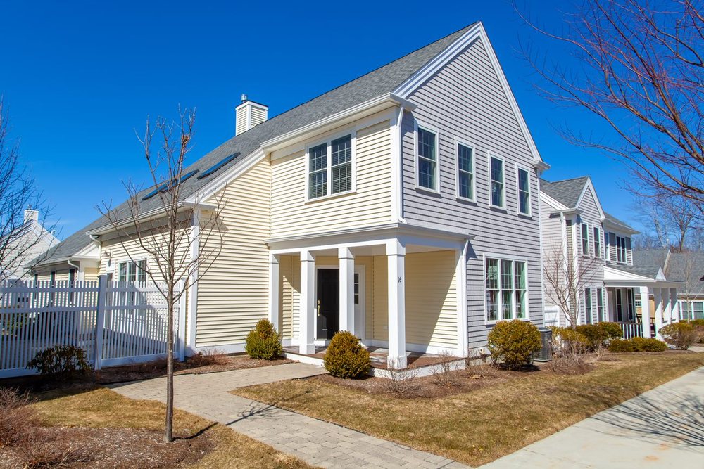 CINDY CONROY WILLIAM RAVEIS Contact Agent 85 Main St, Concord