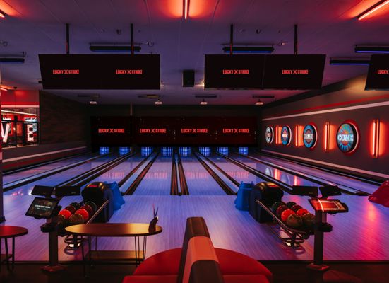 Lucky Strike Mar Vista by null