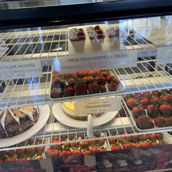Café Zupas - The chocolate covered strawberries - Salad Near Me - Boise, Idaho Café Zupas - The chocolate covered strawberries - Salad Near Me - Boise, Idaho