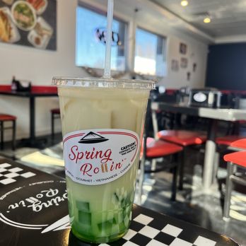 Spring Rollin’ Cottonwood - Grass jelly - Vietnamese Near Me - Albuquerque, New Mexico