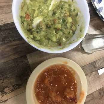Daddy's Tacos NV - Guacamole and salsa. That was good with the chips. - Food Trucks Near Me - Reno, Nevada