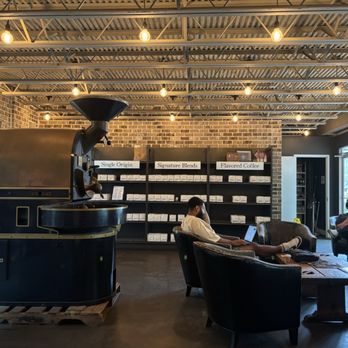 Savannah Coffee Roasters - Sitting area inside the entrance - Coffee & Tea Near Me - Savannah, Georgia Savannah Coffee Roasters - Sitting area inside the entrance - Coffee & Tea Near Me - Savannah, Georgia