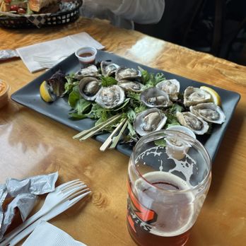 7 Seas Brewing - Oysters - Breweries Near Me - Gig Harbor, Washington