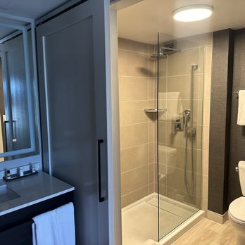 Hyatt Regency Deerfield - Walking shower with separates spacious sink area - Hotels Near Me - Deerfield, Illinois