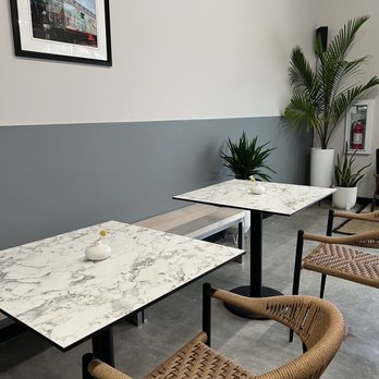 Catalyst Coffee - inside seating - Coffee & Tea Near Me - Albuquerque, New Mexico