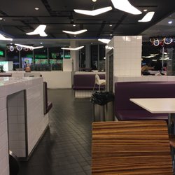 Obchodní Centrum Šestka - Food court