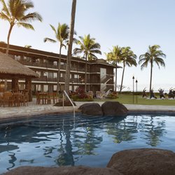 Ko'a Kea Hotel & Resort - Morning Yoga at Ko'a Kea