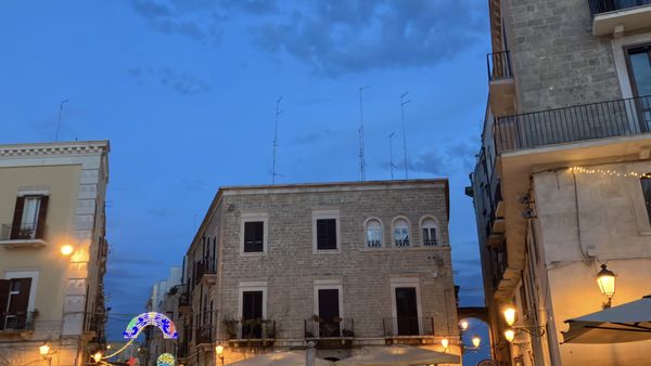 Piazza Mercantile by null