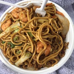 Shrimp lo mein