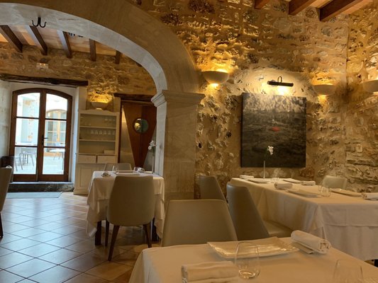 DAICA restaurant & turisme d'interior by null