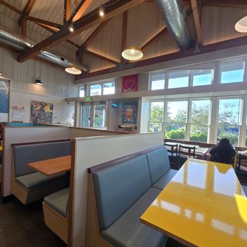 Amy's Drive Thru - Burgers Near Me - Corte Madera, California