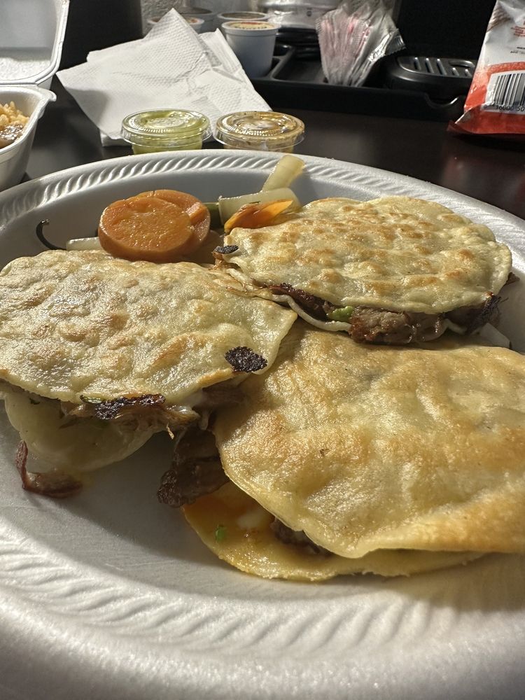 TAQUERIA EL INDIO 3 815 Murfreesboro Pike, Nashville, Tennessee Mexican Restaurant