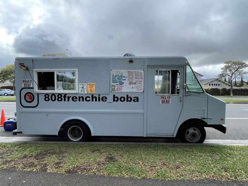 Frenchie Boba Logo