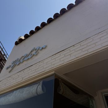 Yala Coffee - Outside - Coffee & Tea Near Me - Los Angeles, California