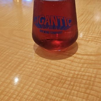 Gigantic Brewing - Hawthorne - Afterglow cider - Brewpubs Near Me - Portland, Oregon