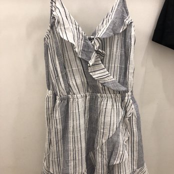 Express - Cute - Men's Clothing Near Me - Arundel Mills, Maryland