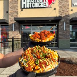 Houston TX Hot Chicken - Loaded fries - top
fusion fries - bottom