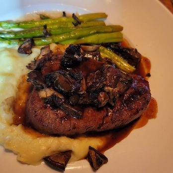 Seasons 52 - Filet mignon - Seafood Near Me - Buford, Georgia