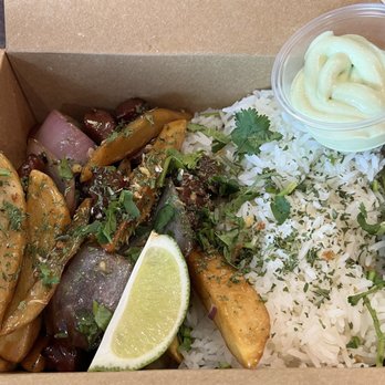 NGHBRS Kitchen - Lomo Saltado with cilantro-Mayo sauce - Asian Fusion Near Me - Lakewood, California NGHBRS Kitchen - Lomo Saltado with cilantro-Mayo sauce - Asian Fusion Near Me - Lakewood, California