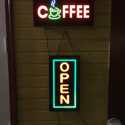Widow's Brew Coffee Shop - Coffee, teas, oatmeal, bagels, and muffins!