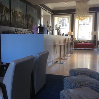 Apex Waterloo Place Hotel - Mood lighting within the lounge. - Hotels Near Me - Edinburgh, EDH