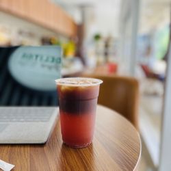 Adelitas Coffee Co - Tónico echó con café De Esperanza Rico Espresso