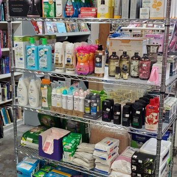 Roo's - Health & Beauty, Make-up, Hair Dryers, Curlers, Shampoo, Conditioner, Deodorant, Tampons, Razors and More - Thrift Stores Near Me - Huntington, West Virginia