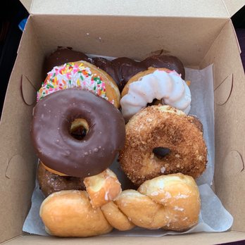 Best Donuts - Half dozen - Donuts Near Me - Hermosa Beach, California
