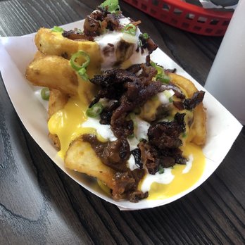 buldogies - Loaded Buldogie fries - Hot Dogs Near Me - Conroe, Texas