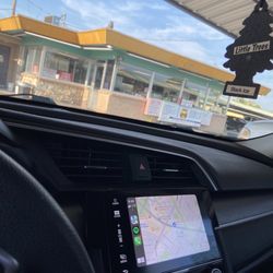 Keller's Drive-In - Front of establishment