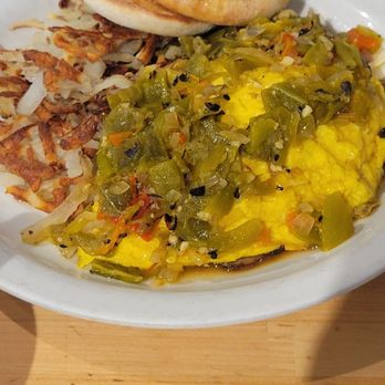 Dolina Santa Fe - Santa Fe (green chile) omelet - Cafes Near Me - Santa Fe, New Mexico
