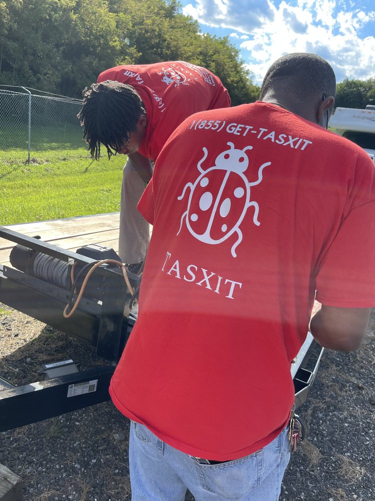 TASXIT Updated September 2024 13 Photos 2971 Valley Ave