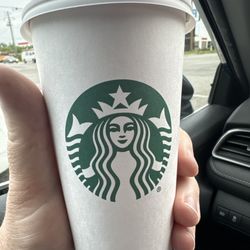 Starbucks - Grande, hot vanilla latte