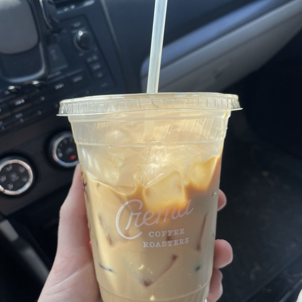 Crema Coffee Roasters - iced vanilla latte with oat milk - Coffee & Tea Near Me - Brentwood, Tennessee Crema Coffee Roasters - iced vanilla latte with oat milk - Coffee & Tea Near Me - Brentwood, Tennessee