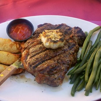 Restaurant Gastrognome - Rib eye med rare steak - New American Near Me - Idyllwild, California Restaurant Gastrognome - Rib eye med rare steak - New American Near Me - Idyllwild, California