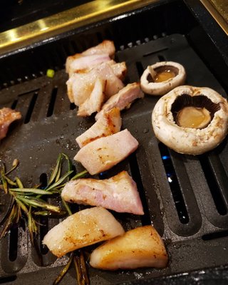 Honest Grill by null