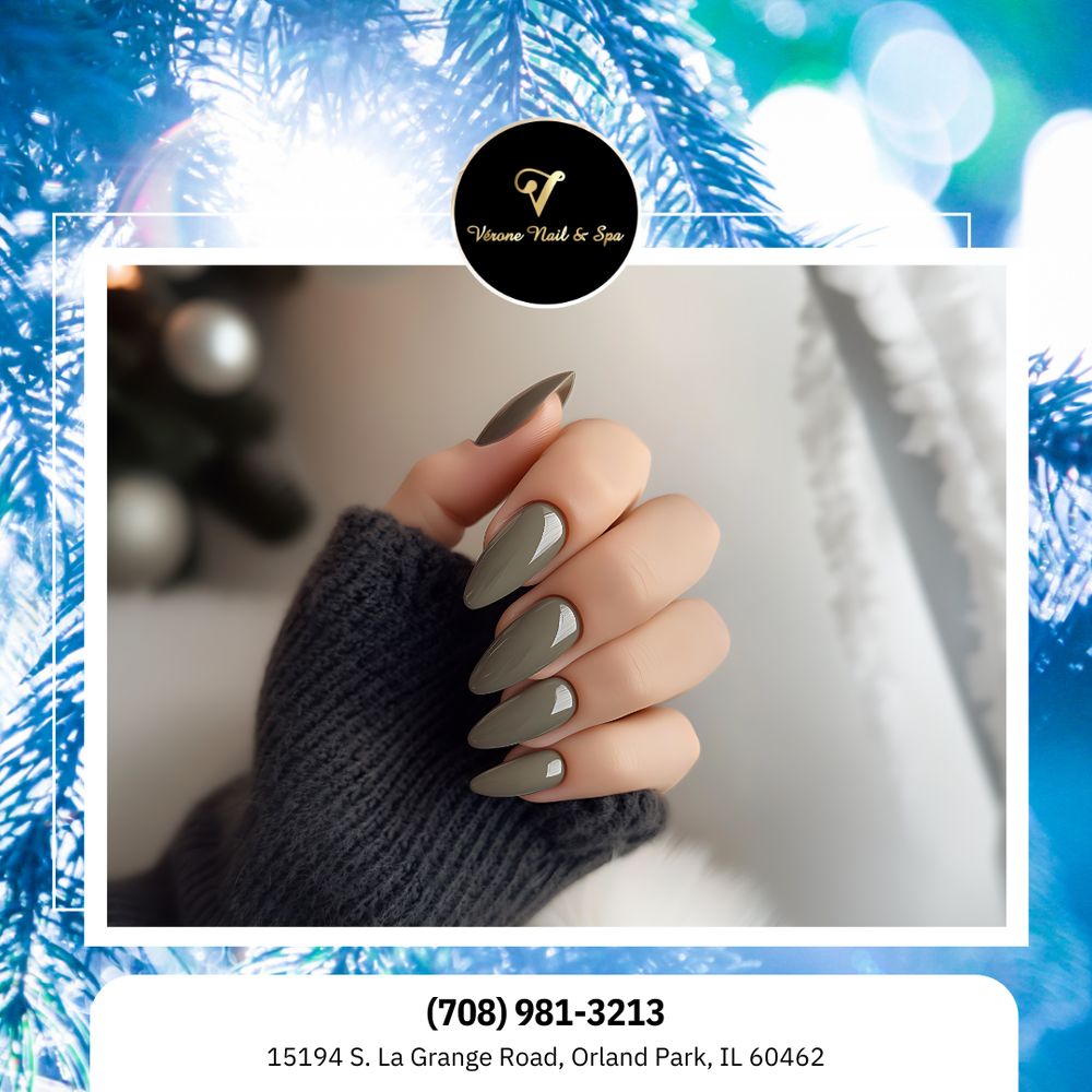 Verone Nails Spa Logo