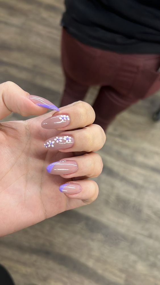 REBECA BEAUTY SALON Updated September 2024 16 Photos 2012 NE 8th