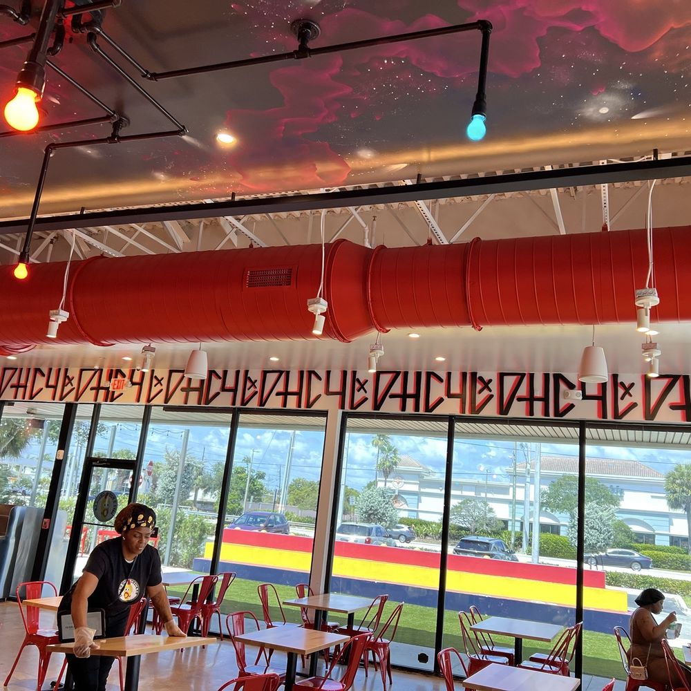 Dave's Hot Chicken - Chicken Shop Near Me - Boynton Beach, Florida