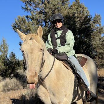 Wilderness Horse Adventures - Maverick being a silly goose - Horseback Riding Near Me - Bend, Oregon Wilderness Horse Adventures - Maverick being a silly goose - Horseback Riding Near Me - Bend, Oregon