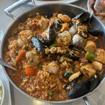 BAY POINTE WATERFRONT RESTAURANT - Updated August 2025 - 458 Photos ...