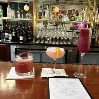 Bayberry - Perfectly blended craft cocktails - Cocktail Bars Near Me - Islip, New York