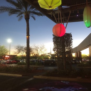 Tempe Marketplace - Shopping Centers Near Me - Tempe, Arizona