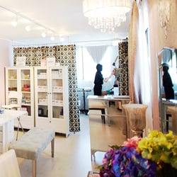 Pure Beauty - Pure Beauty Co. with Contemporary French Interior Design. Cleanliness and all hygienic procedures are strictly followed!