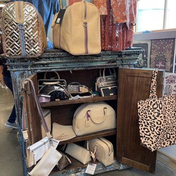 Junk Gypsy - Jewelry Near Me - Round Top, Texas